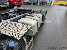 MERCEDES-BENZ Actros 1842 / Volumen / Unfall / NUR 72000 km