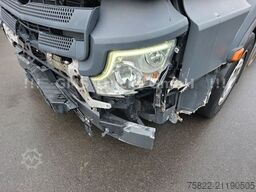 MERCEDES-BENZ Actros 1842 / Volumen / Unfall / NUR 72000 km