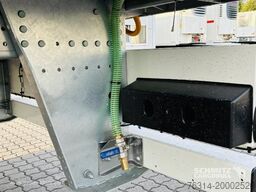 Schmitz Cargobull Tiefkühler Multitemp Doppelstock Trennwand Rolltor
