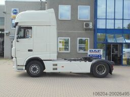 DAF XF480 FT SSC Intarder Skylights