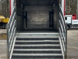 MERCEDES-BENZ Atego 1230L 4x2 1.Stock Viehtrasporter