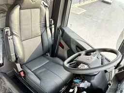 Scania R560 6x2-4 BL Baustoff-Pritsche FASSI 2.24