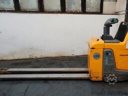 Jungheinrich ERE 225 Lion 2400mm/ 2021y