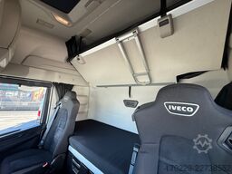 Iveco s-way 490