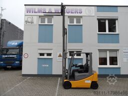 Jungheinrich EFG 316 - Triplex - NEUE Batterie!