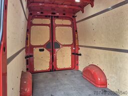 Volkswagen Crafter 35 Maxi L4H3 1Hand PDC