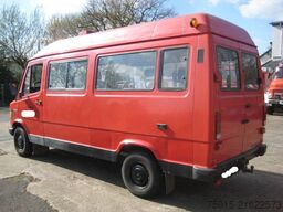 MERCEDES-BENZ 310 D-KA hoch/lang Feuerwehr LKW 9-Sitzer Servo