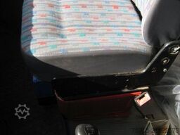 MERCEDES-BENZ 310 D-KA hoch/lang Feuerwehr LKW 9-Sitzer Servo