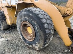 TCM 870 Wheel Loader w/ Bucket