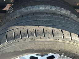 Iveco Daily 50C18 Compressor Inside