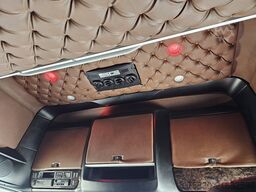 DAF XF 530 6x2/4 / RETARDER / PARKING COOLER / 2 TANKS