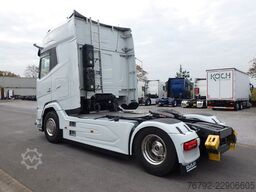 DAF XG+ 530 Skylight/Intarder/2xTank/Leder/Standklim