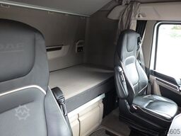 DAF XG+ 530 Skylight/Intarder/2xTank/Leder/Standklim