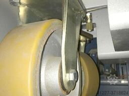 Blickle mit hydraulischer Abstützung lenkbar