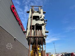 Grove RT890 E ROUGH TERRAIN CRANE, CE-markering