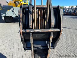 Grove RT8100 ROUGH TERRAIN CRANE