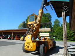 Sennebogen 305 mit 3 Anbaugeräte