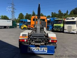 MERCEDES-BENZ Actros 2644 6x4 Hiab 21T Salzstreuer &...