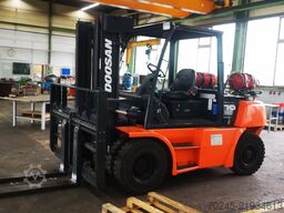 FORKLIFT DOOSAN 7.0 GAS -ONLY 537 HOURS 7.0