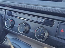 VOLKSWAGEN TRANSPORTER 2.0 TDI L2H1 4x4 2x Schuifd.