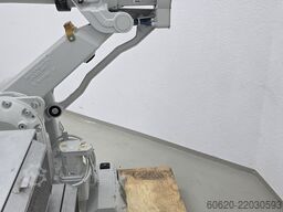 ABB IRB 2400 M2004