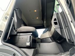 MAN TGS 33.440 6x6 /3-Seiten- Kipper / HIAB 228-4