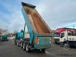 SCHMITZ CARGOBULL Kippauflieger Mulde +3 Achsen ca. 26m³