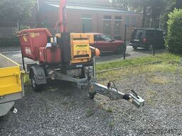 Dücker HM 200 Wood Chipper
