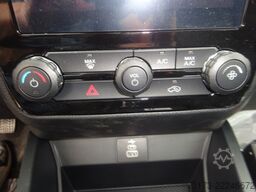 FORD Ranger XLT ExtraKab Winterd Streuer + Schild