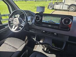 MERCEDES-BENZ SPRINTER 317 Bakwagen Laadklep!