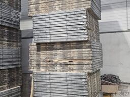 Production boards Mywood 