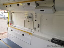 MERCEDES-BENZ Sprinter 316 *2+2 Sitzer*Rettungswagen*2xKlima*