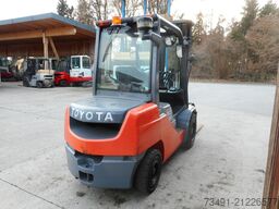 Toyota 02-8FDF30 Triplex SS ZV