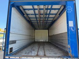 MERCEDES-BENZ ACTROS 2535 L Getränkekoffer 7,55 m LBW 2 T*LENK