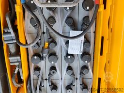 Jungheinrich ERE 225 batt2025/ 2t