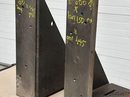 Paire d'équerres en acier 600 x 445 x 150 mm