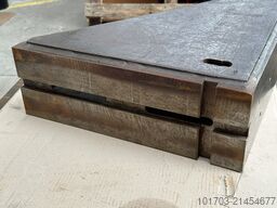 Paire d'équerres en acier 600 x 445 x 150 mm