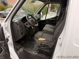 Renault master 2.3dci 145pk L3H2 RWD