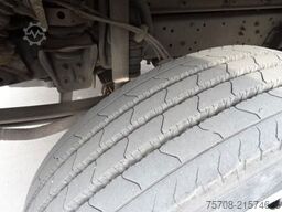 MERCEDES-BENZ 816 D Vario Kiesling/Kühlkoffer