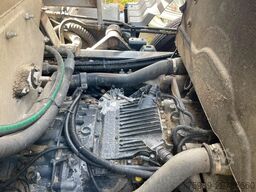 MAN TGS 35.400 8x4 TSCI auger, RETARDER,   6 COMPAR...