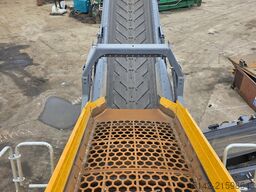 Tesab 1340 Tracked Screening Plant