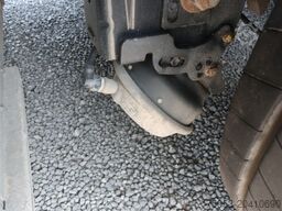 Krone SDP 27 eLB50-CS Lasi XL, Getränke, Daimler