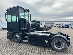 Kamag Precision Tractor PT Terminal Tractor