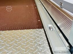 Schmitz Cargobull Curtainsider Standard Getränke