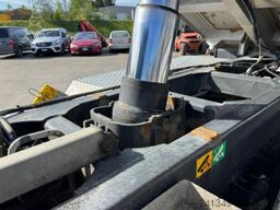 MERCEDES-BENZ Arocs 4151 8x4 Moser