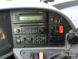 MERCEDES-BENZ Tourismo RHD - 52 Sitze EURO 6