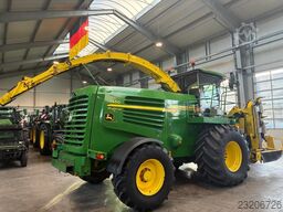John Deere 7450 ProDrive 40Km/h inkl. Kemper 375Plu