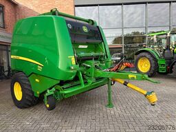 John Deere 990