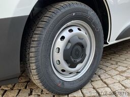 RENAULT Trafic DOKA KOMFORT L2H1 3,0t dCi 130 KAMERA+LED