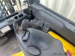 YALE ERP30VL / Seitenschieber + Zinkenverstellung